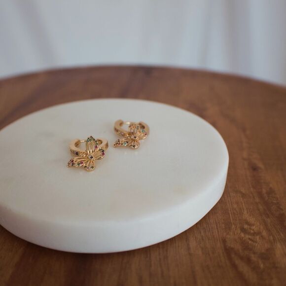 Piper•K 🦋 Butterfly mini hoops - Picture 4 of 10